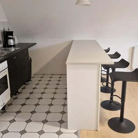 Apartment 3 *